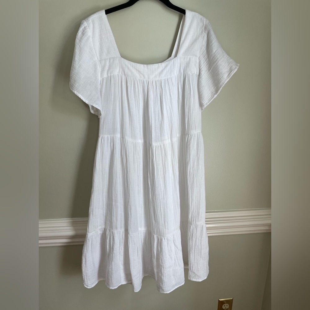 Beachlunchlounge White Gauze  Dress with square neckline